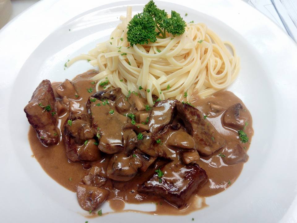 DIY Beef Stroganoff1
